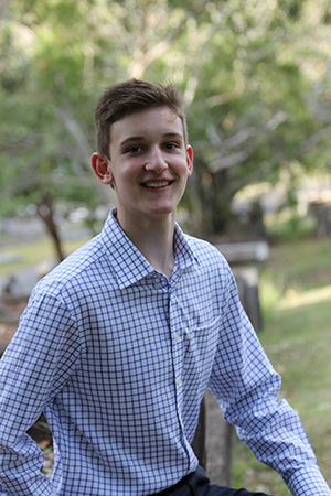 Alexander Thomis received a UQ Vice-Chancellor's Scholarship