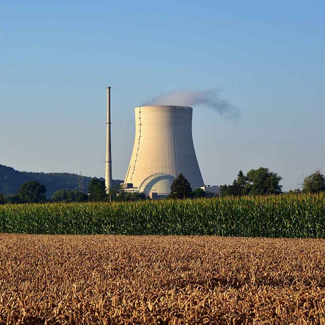 Nuclear power should be allowed in Australia – but only with a carbon ...