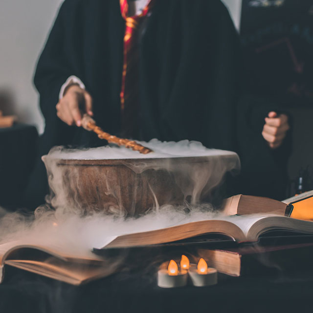 harry potter cosplay with cauldron