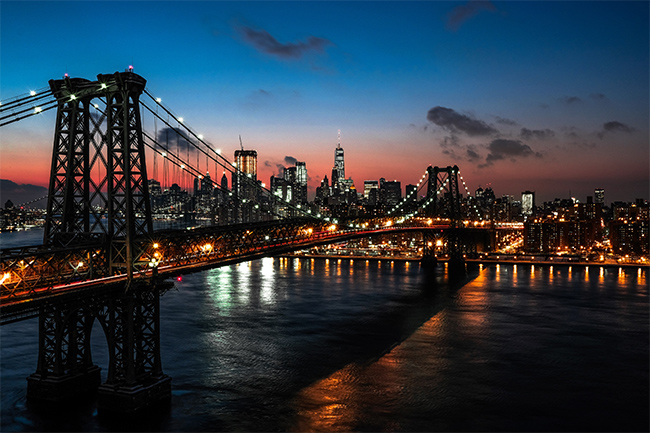 Williamsburg Bridge, New York City at night.