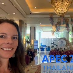 Selfie of Dr Cristyn Meath at APEC workshop 