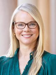 Dr Ursula Bougoure