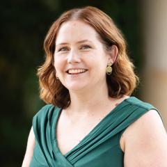 Profile photo of Lisa Drew
